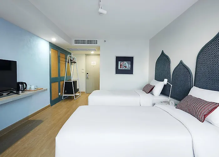56 Surawong 3*